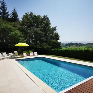 Les Genets Hébergement de vacances Saint-Antoine (Isere)